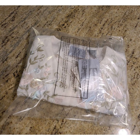 NEW! Vtg Liz Thomas Embroidered Beaded Button Blouse Size Large Short Sleeve - Picture 12 of 12